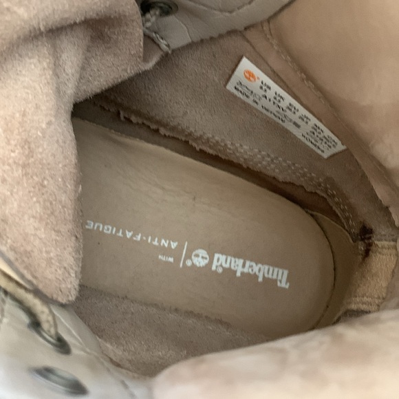 Beige suede Timberlands - Picture 5 of 9